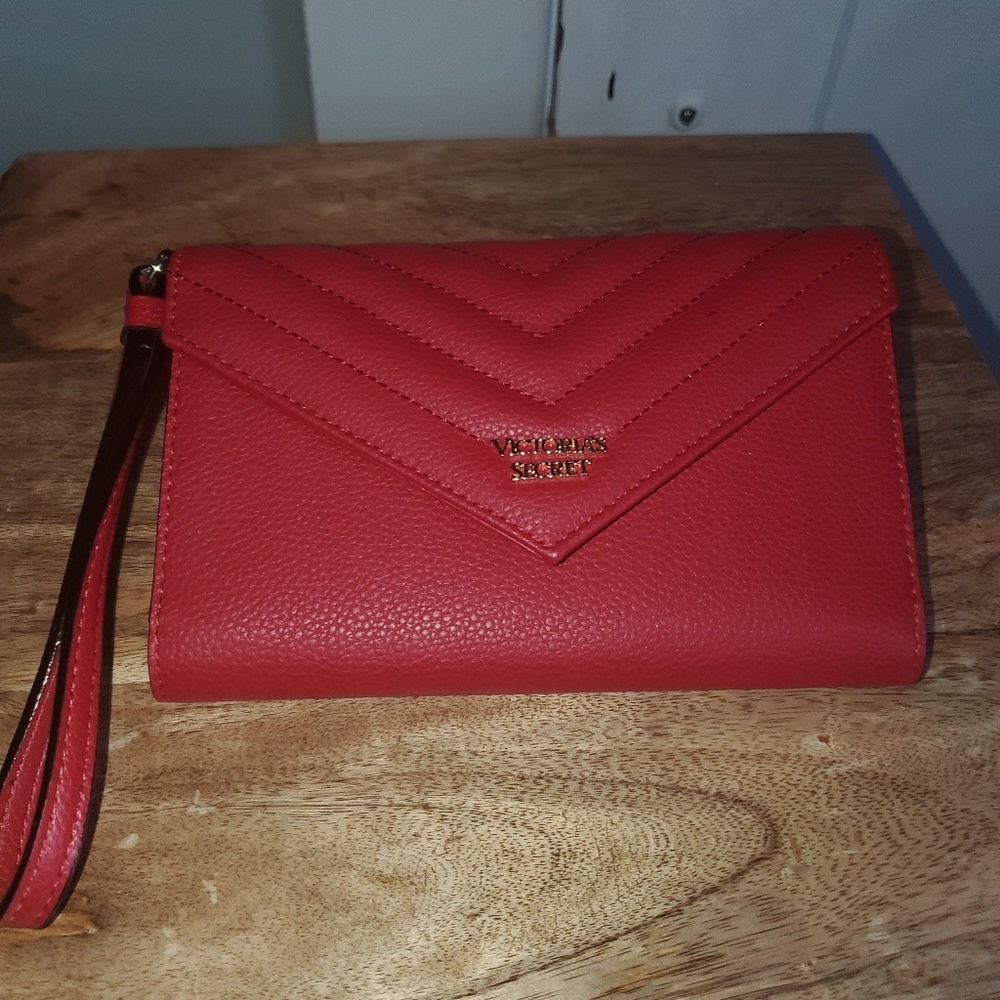 Brand New**Fashion wallet ( rare find)